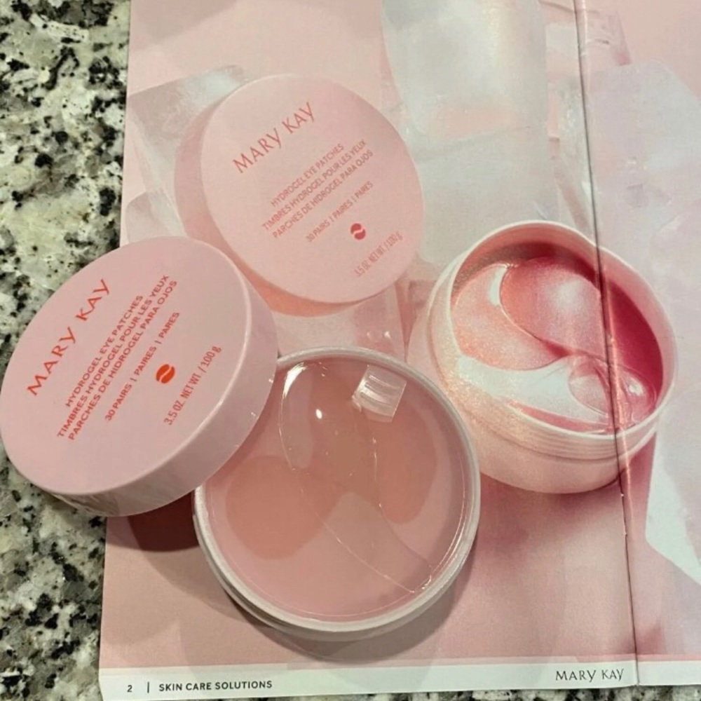 Mary kay eye patches 👁💕 - Picture 3 of 3